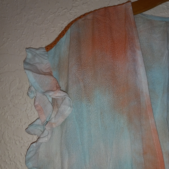 Hem & Thread Dress - Picture 5 of 9